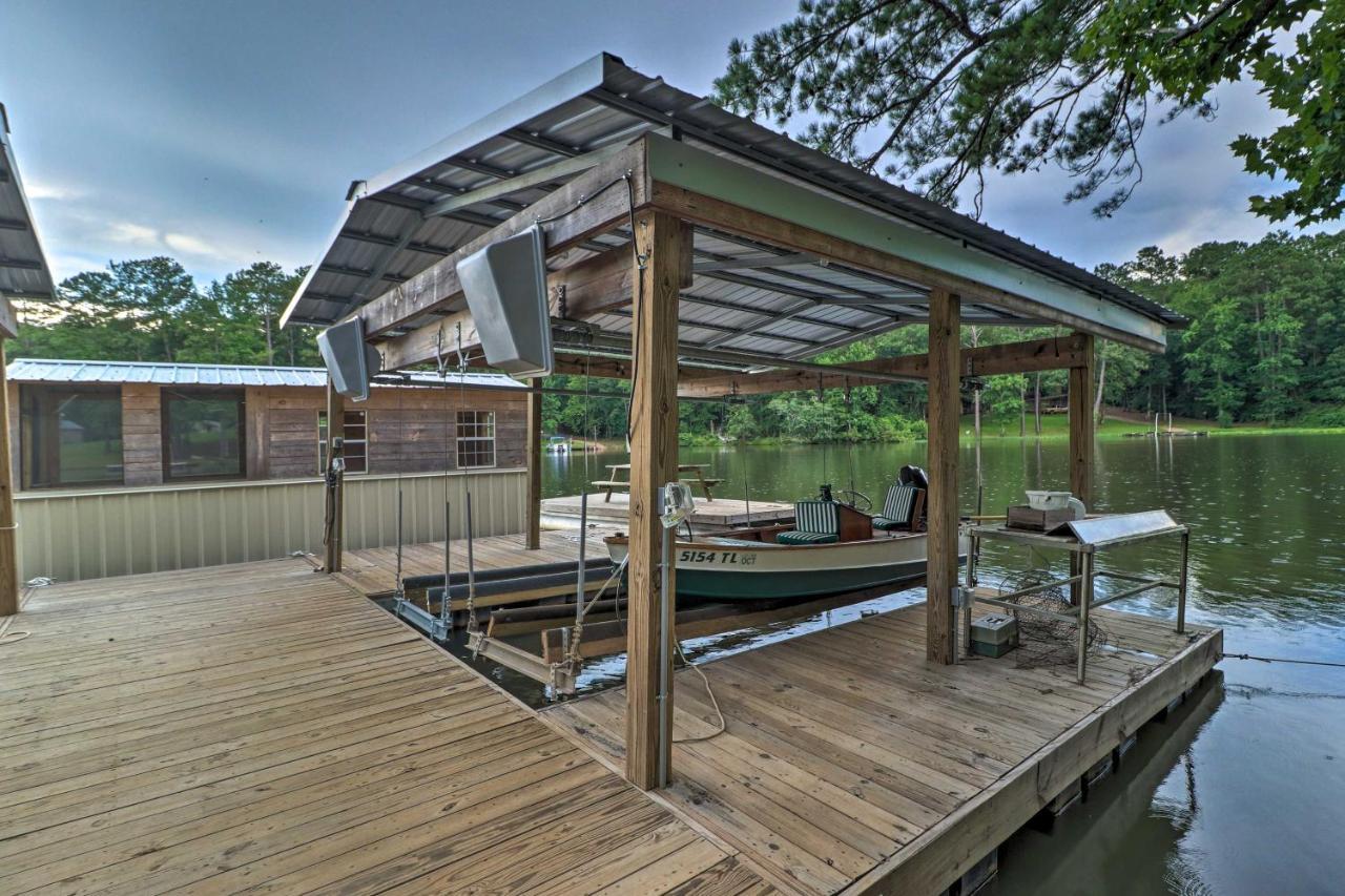 Rustic-Chic Riverfront Home With Dock, Deck And Canoes Tallassee Exterior photo